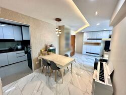 Blk 293D Skypeak @ Bukit Batok (Bukit Batok), HDB 4 Rooms #467208511